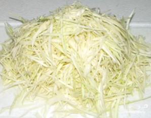 Салат из свежей капусты - фото шаг 2